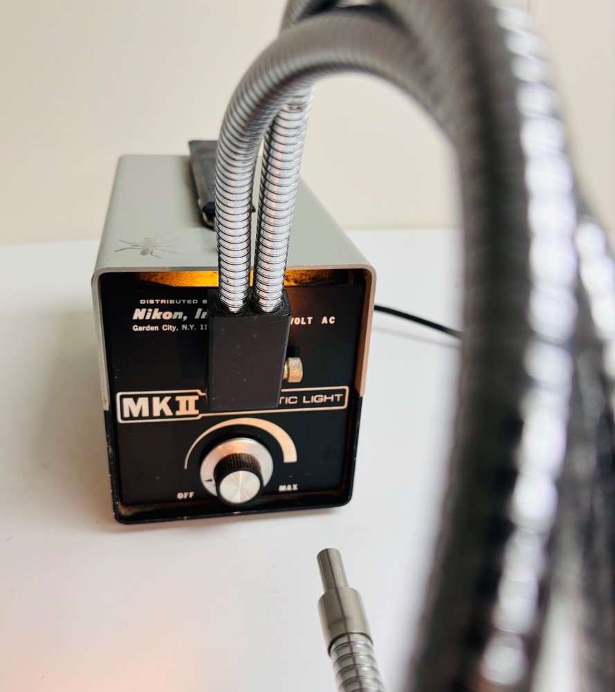 Nikon MK II Optical Ligh Source