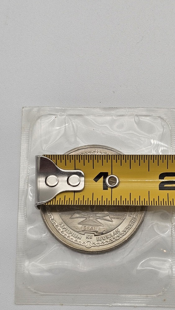 1988 MARSHALL ISLANDS SPACE SHUTTLE DISCOVERY $5 COMMEMORATIVE COIN.