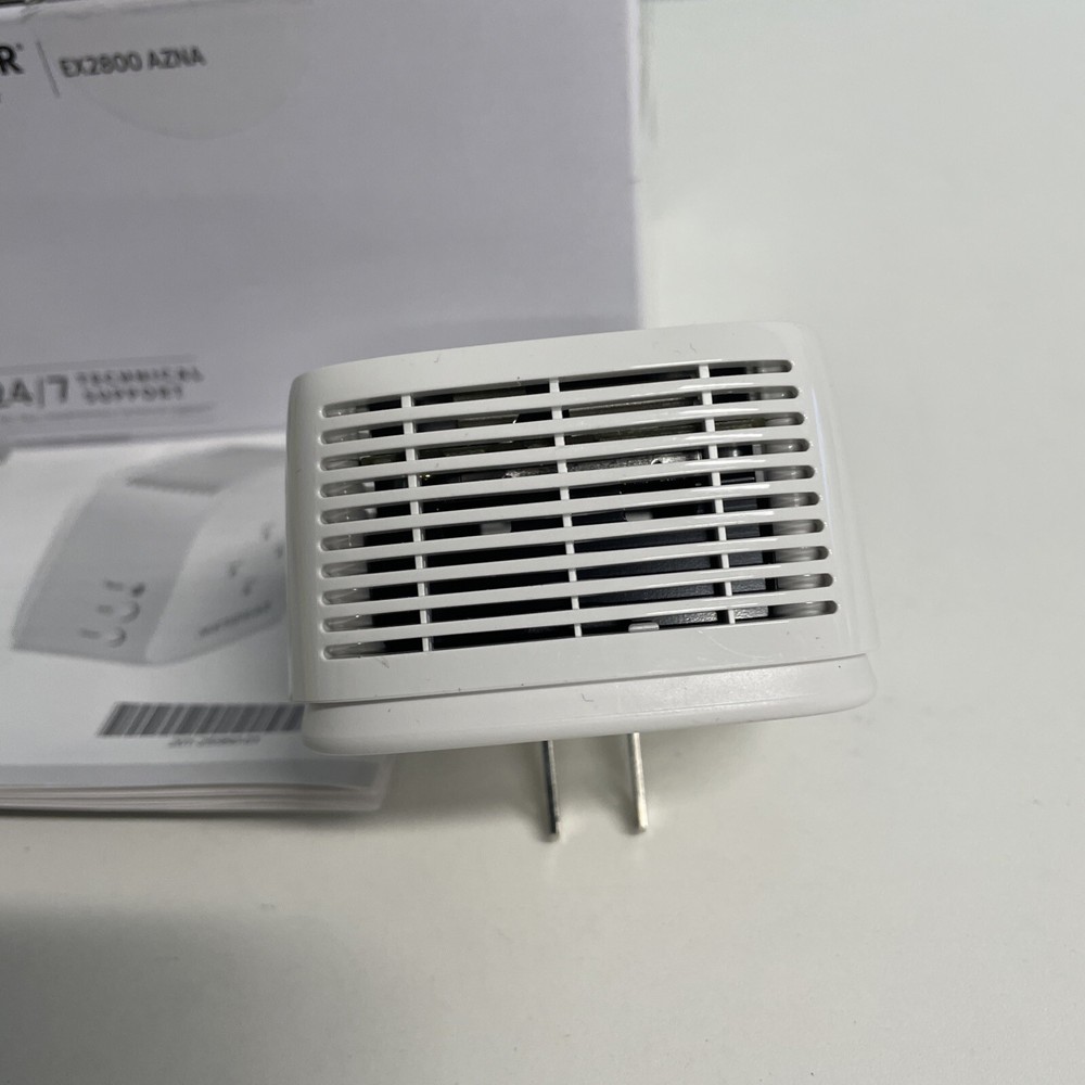 Netgear AC750 Wifi Extender EX2800 (Open Package/Limited packaging)