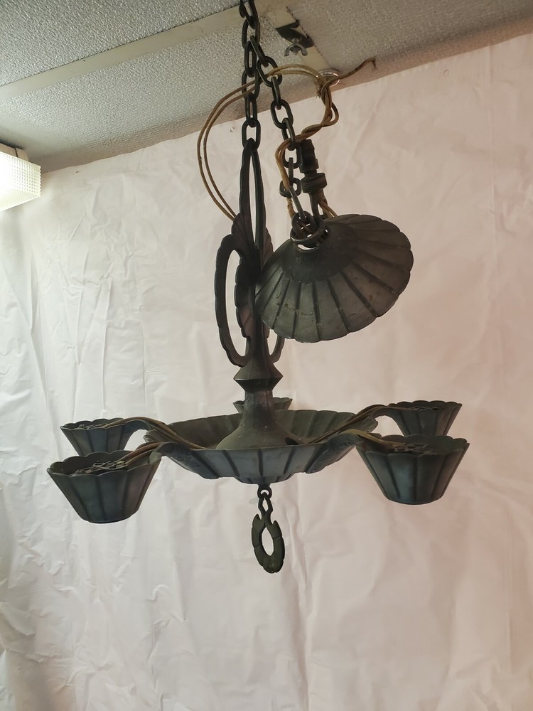 Vintage Verden ? Chandelier