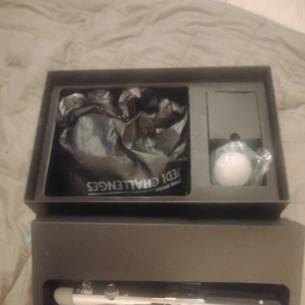 Star Wars Jedi Challenges AR Headset With Lightsaber Controller and Tracking