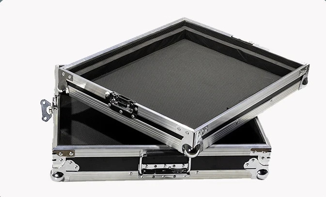 DMX Console Sunny 512 Controller New Style Lighting Console Flight Case Packing