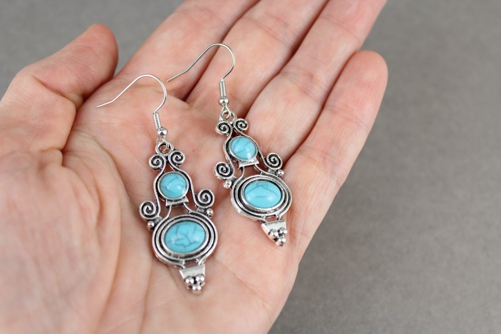 turquoise silver earrings lightweight teardrop oval dangle 2. long stamped