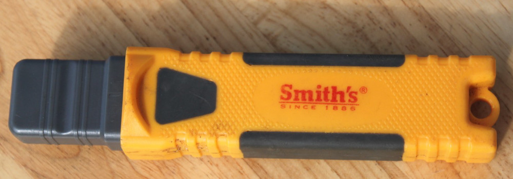 Smith's DCS4 Diamond Combination Fine / Coarse Sharpening Stone Compact