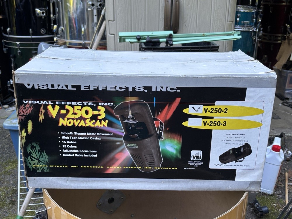 VEI V-250-3 Novascan effects light
