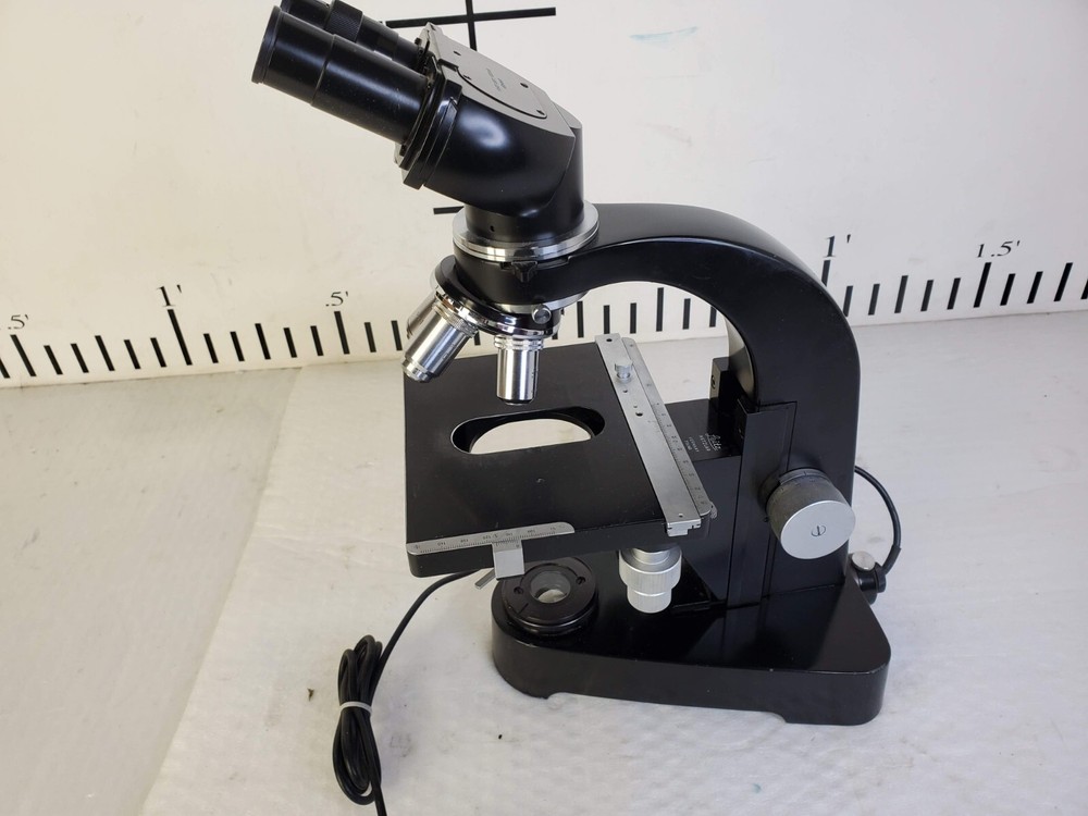 Vintage Leitz Wetzlar Binocular Microscope 736143 w/ 4 Objectives