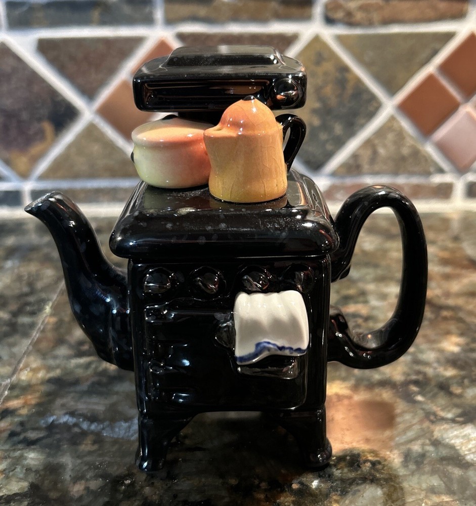 Cardew Designs  Miniature Ceramic Stove Teapot 4"