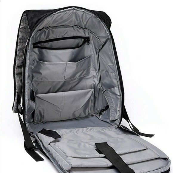 Sportpark Charging Laptop Backpack