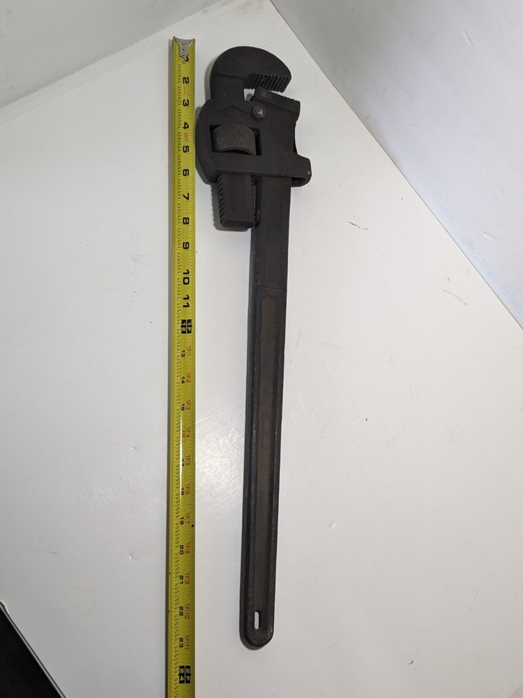 Vintage 24” Stillson Walworth Pipe Wrench