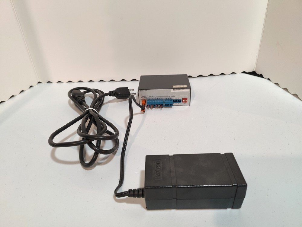 Extron MDA 3A 3-Output Audio Distribution Amplifier