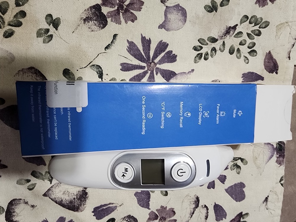 NIB Forehead And Ear Infrared Thermometer