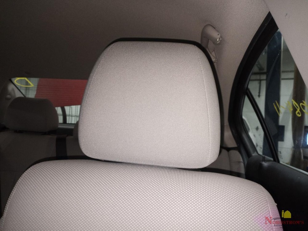 2011 Chevy Cruze Driver Front Headrest Only Gray Cloth