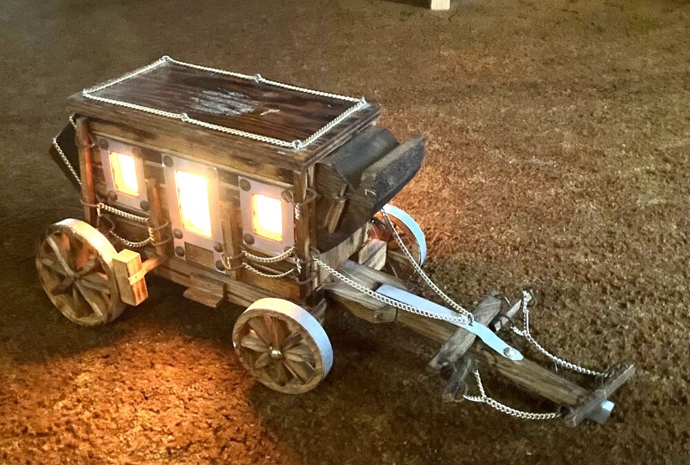 OLD WEST STAGECOACH NIGHTLIGHT - 23" long