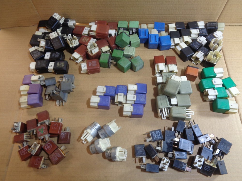 COROLLA PRIZM 1993 TO 1997 DOUBLE CUP HOLDER