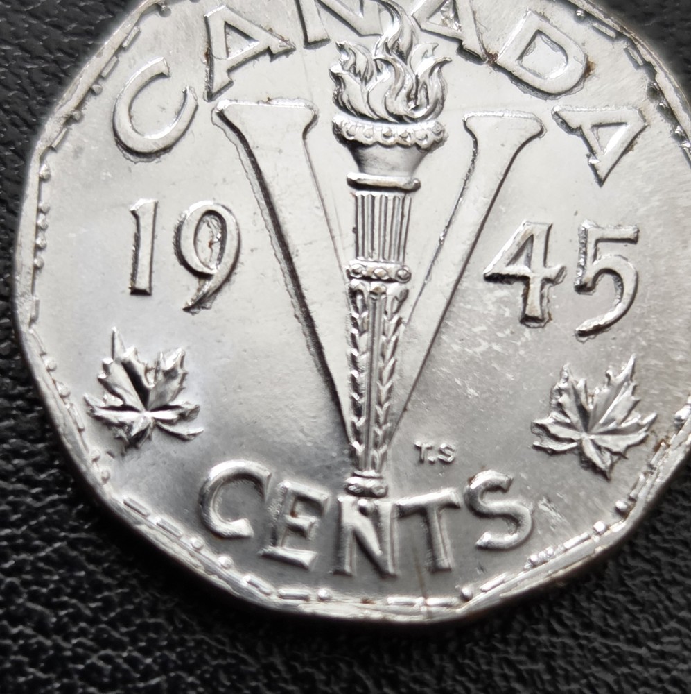 1945 Canada 5-Cent Nickel ***Strong Reverse Doubling*** BU UNC MS63+