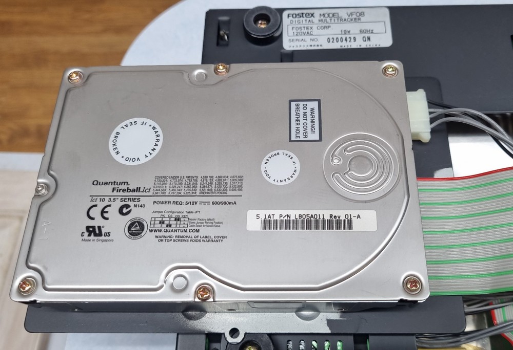 FOSTEX VF08 Digital Multi-Tracker Recorder MTR Black