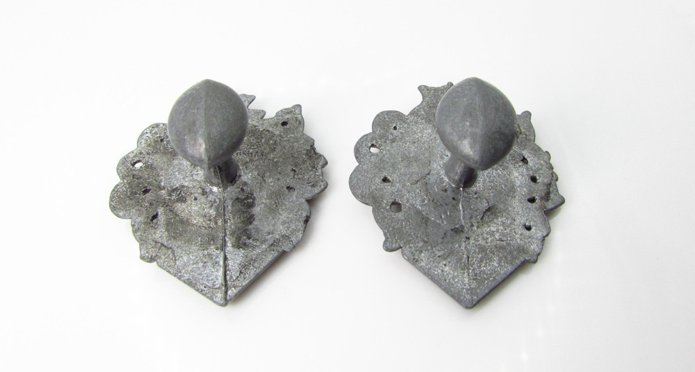 Bean Back Pewter Cufflinks with Knight and Shield Crest