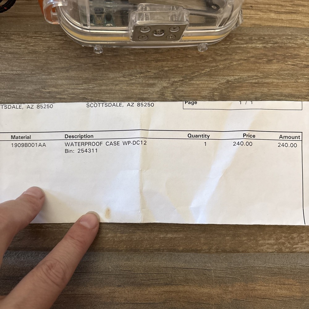 Canon WP-DC9 Waterproof Camera Case Used