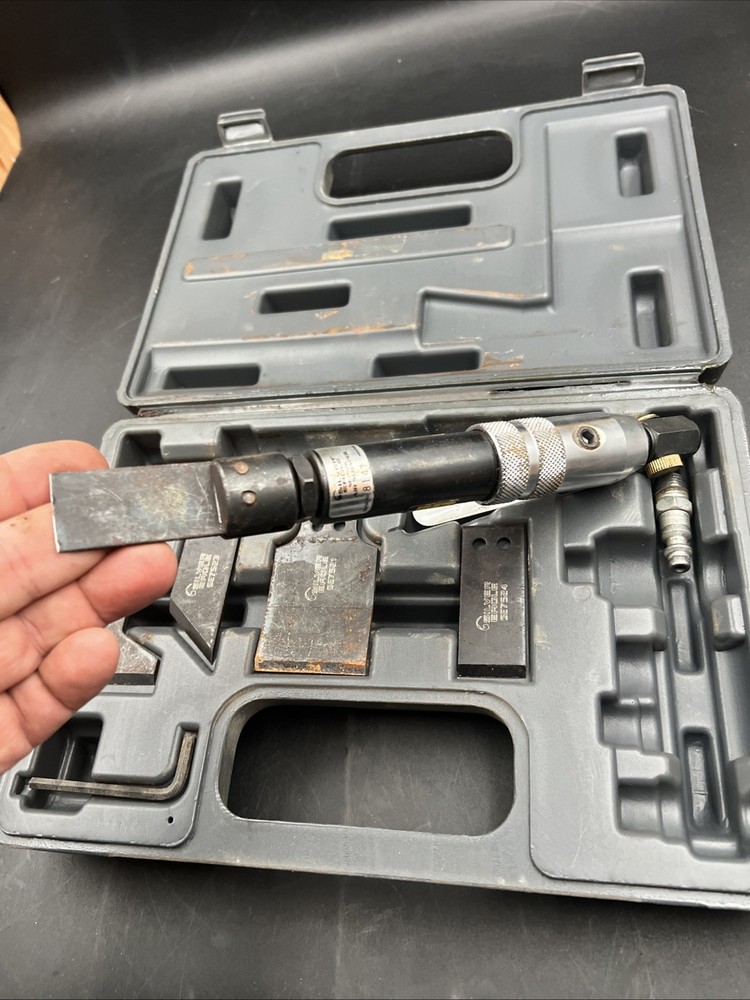 Matco Tools Silver Eagle SE752K Air Scraper Tool w Blades USED