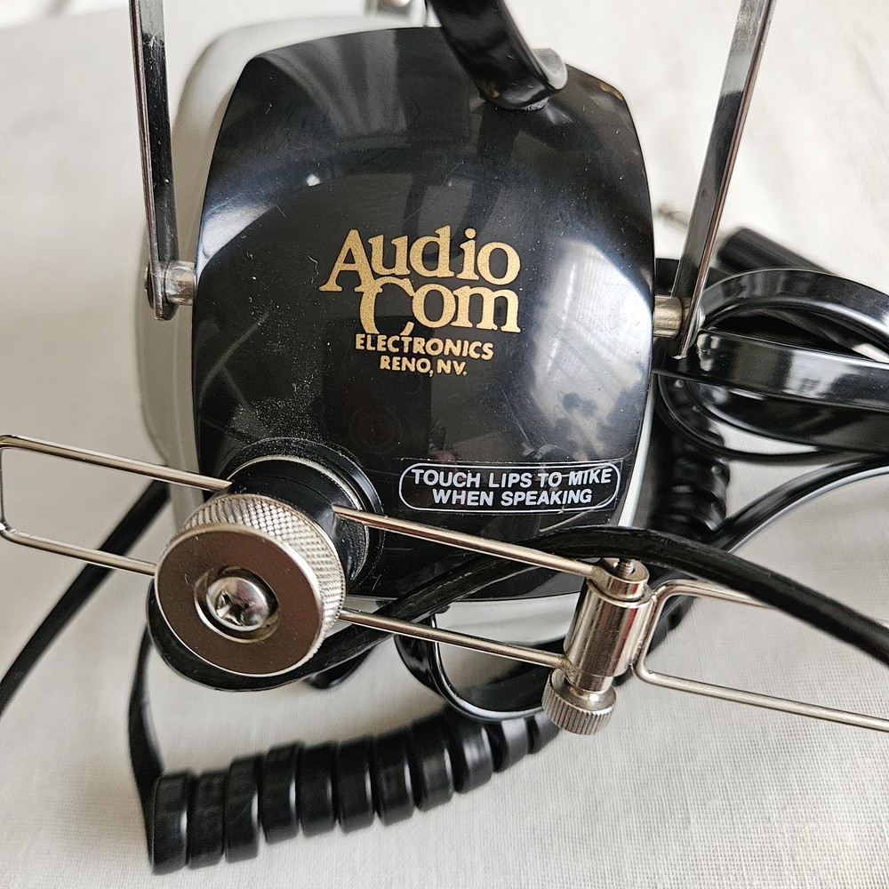 Audio Com Pilot / Co-Pilot +2 Voice Activated Intercom Headphone Headsets