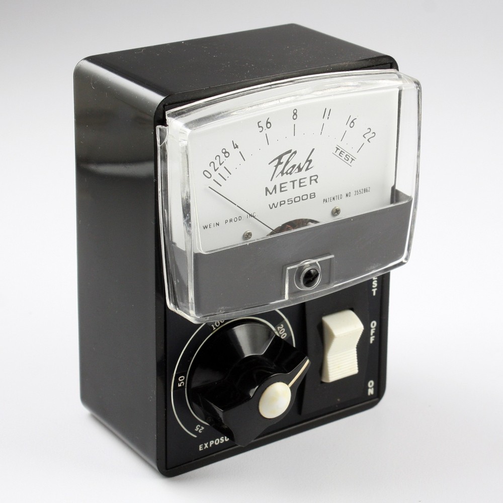Wein No-Frills Flash Meter + Case - Works!