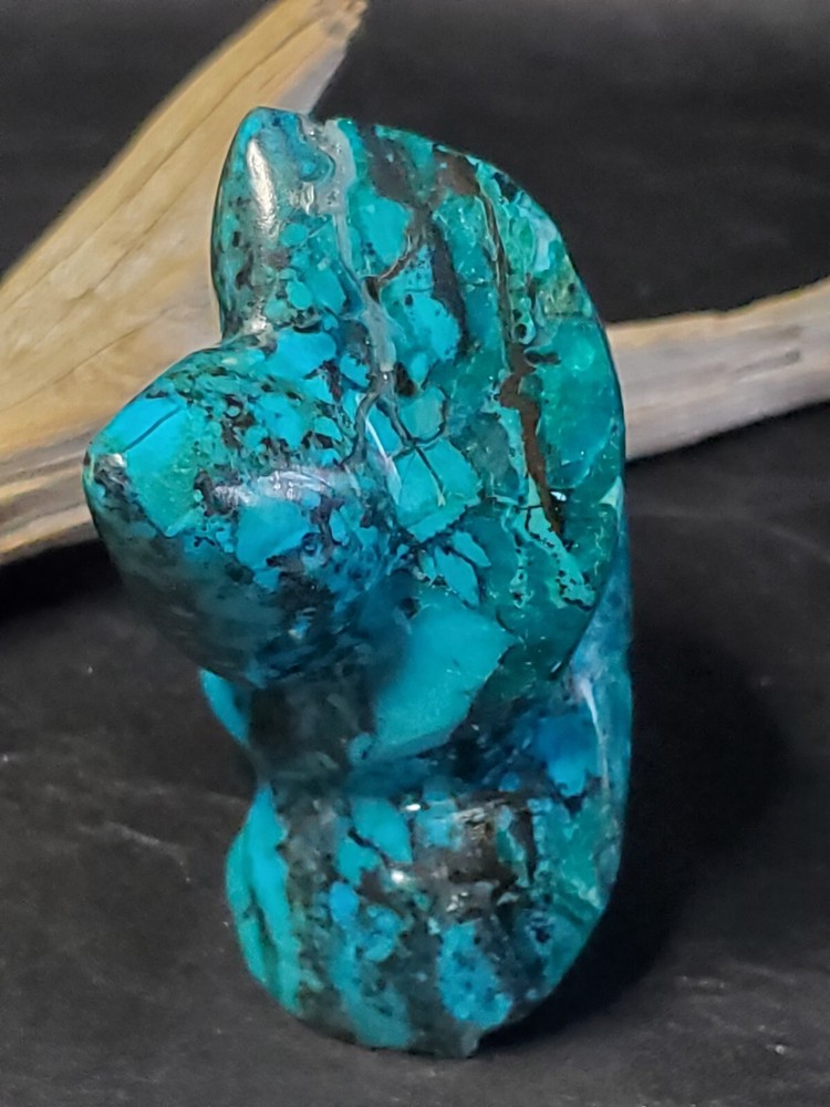 CHRYSOCOLLA Abstract Carving