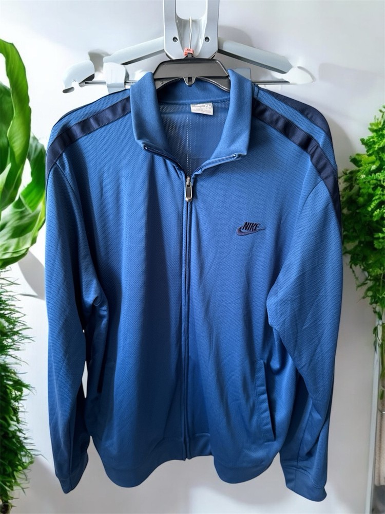 nike men’s jacket size XL