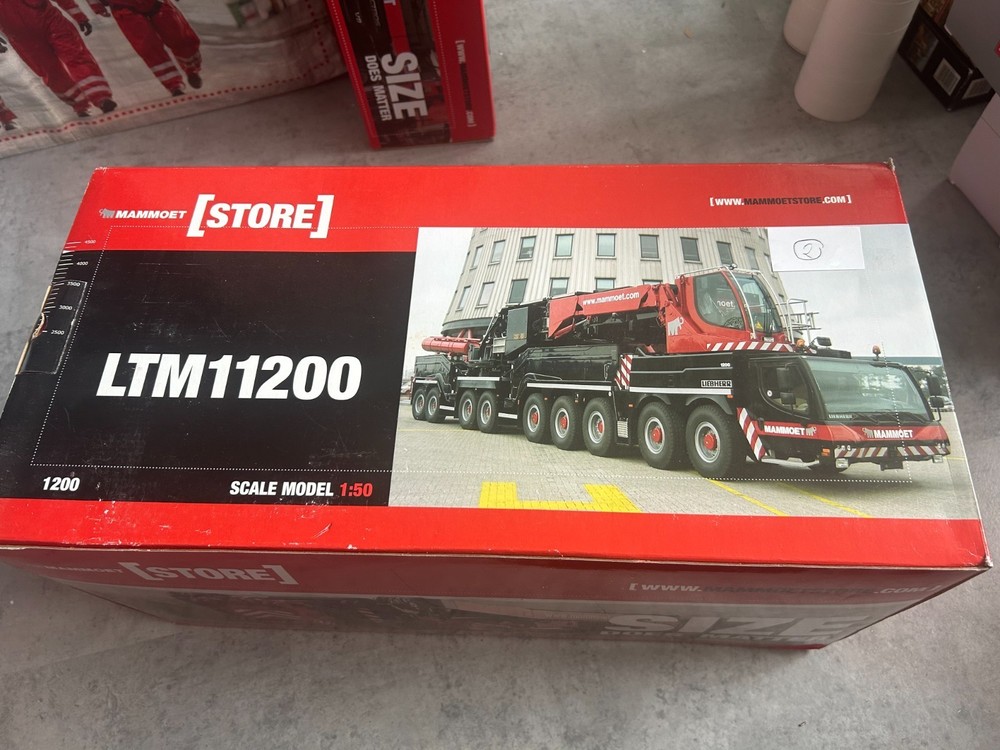 NZG 1:50 Mammoet LTM 11200 (2)