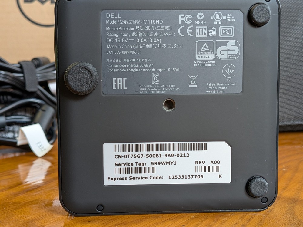 Dell M115HD LED Projector - DOES NOT INCLUDE TRIPOD - REFURBISHED