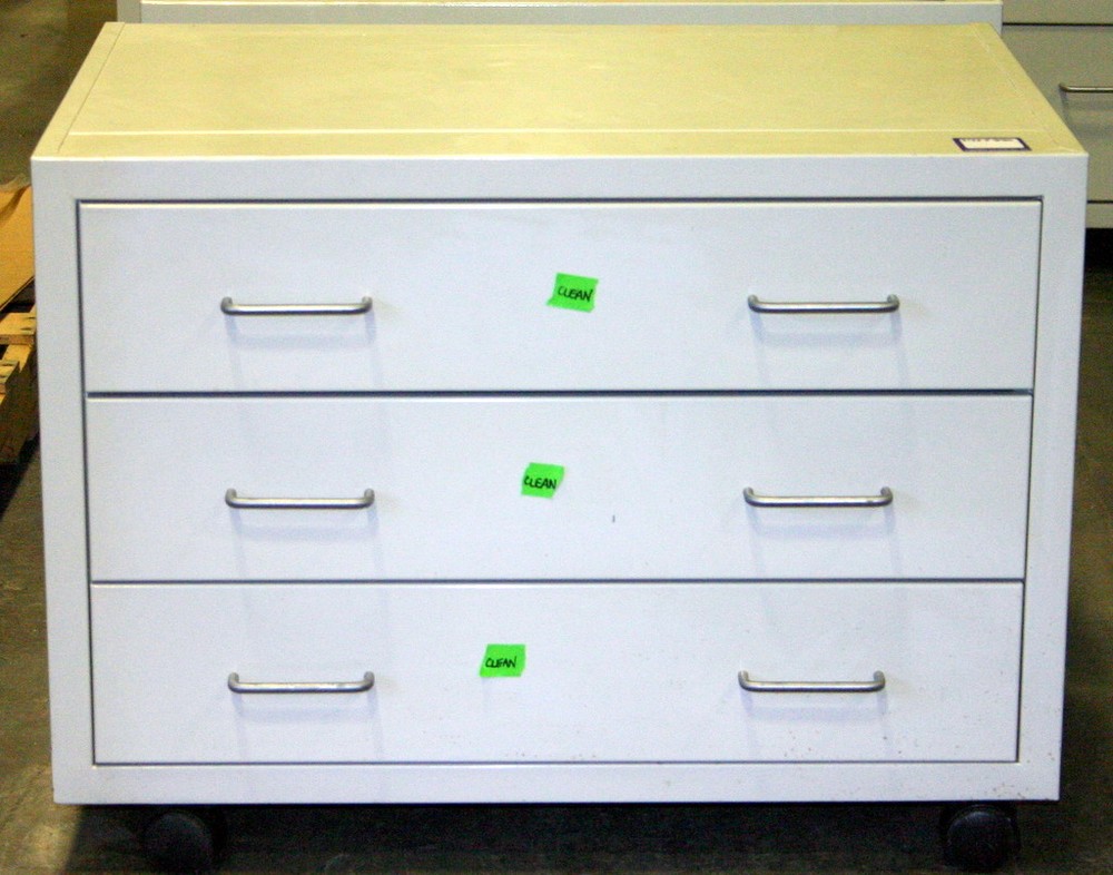 LF SYSTEMS LABORATORY CABINETS, CASEWORK, INCLUDES WHEELS