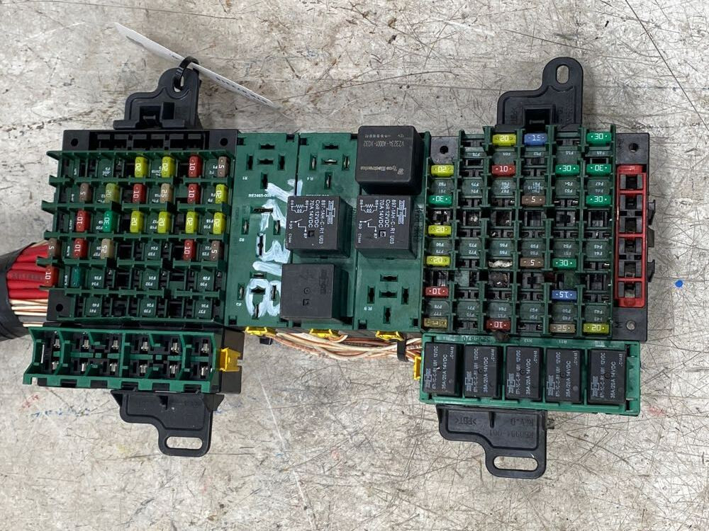 2016 Volvo VNL Gen 2 Fuse Panel (628-10348)