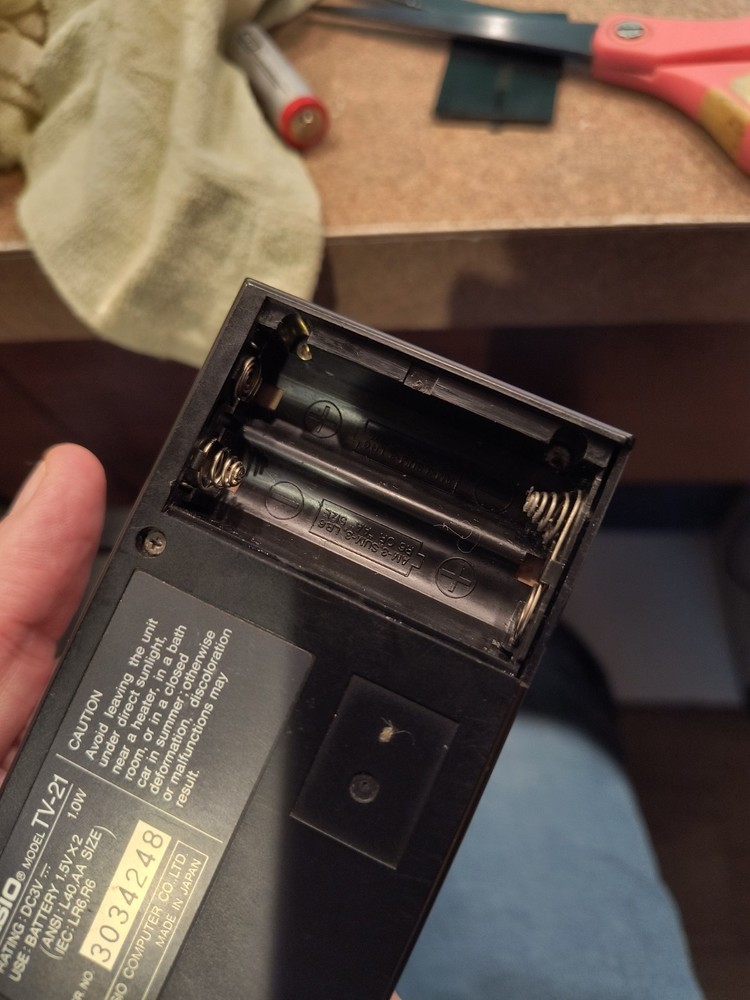 Casio mini Pocket TV TV-21 And Sony Digital Walkman.