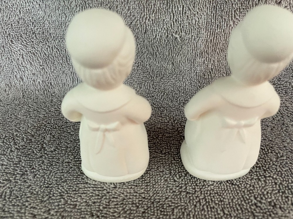 2 Mrs. Clauses Ceramic Bisque Ready-to-Paint A-3*