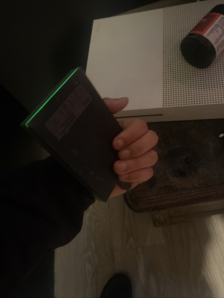 Xbox 2 Terabyte Storage Unit ￼