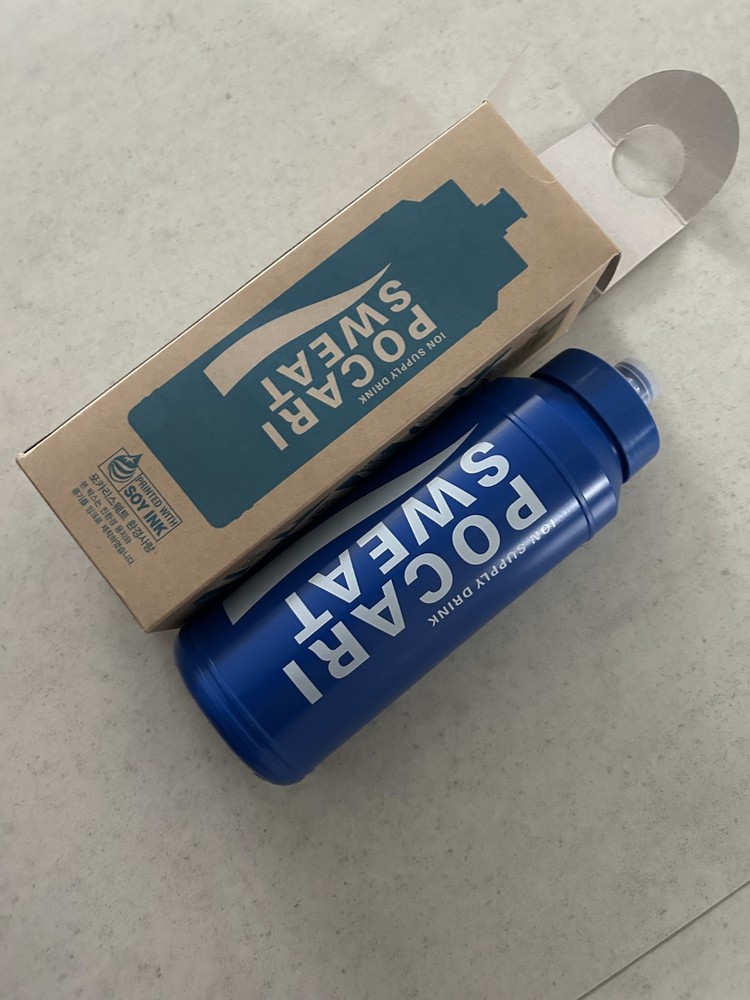 Pocari Sweat 700ml / 23.7oz