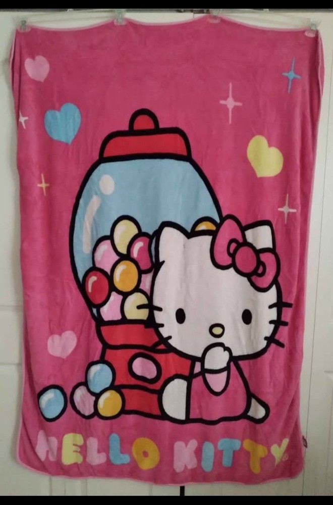 Hello Kitty Soft Blanket