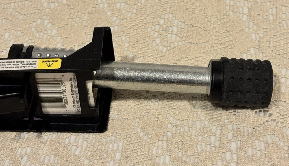 NEW DeadBolt HitchLock 5/8" Diameter Class 3 and 4 Hitch Lock 2" with 2 Keys