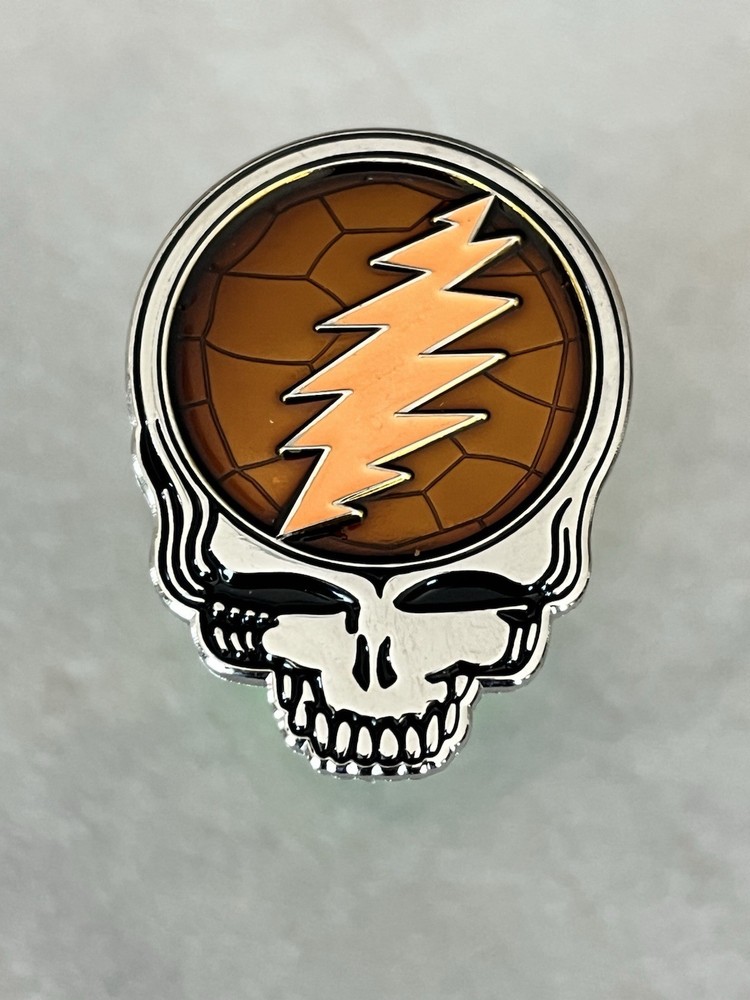 Grateful Dead Pin W/ Glow In The Dark Bolt