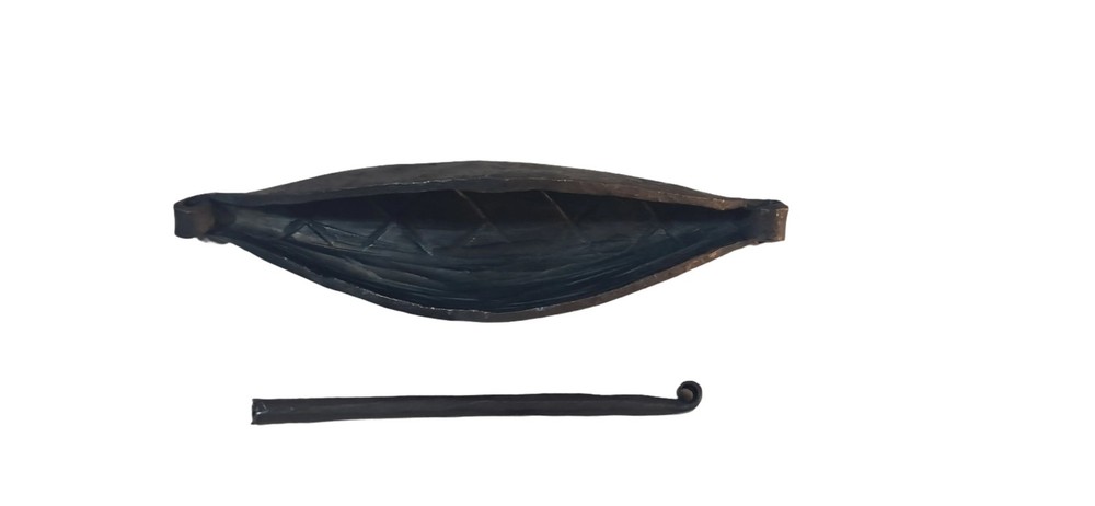 Atoke / Banana Bell / Canoe bell