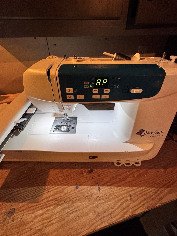 EverSewn SPARROWX2 Sewing Machine - White