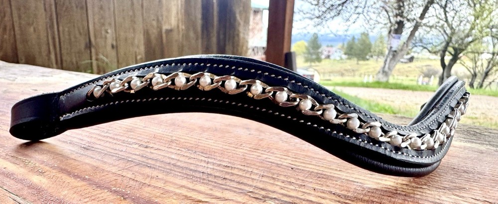 Beautiful Pearl Brow Band .