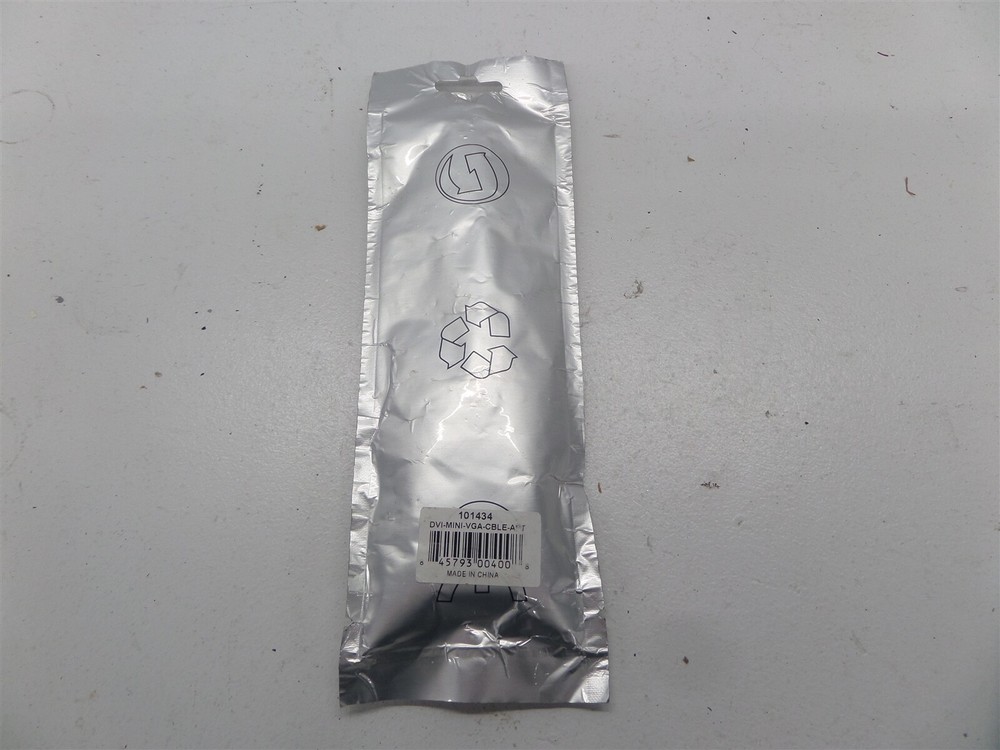 Unbranded Mini DVI to VGA Adapter Cable 101434