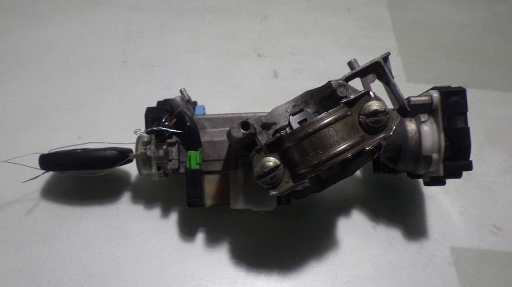 12 HONDA CIVIC Ignition W/Key