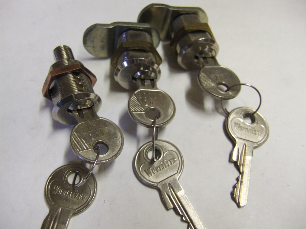 Bally bingo pinball WURLITZER LOCKS AND KEYS (3)