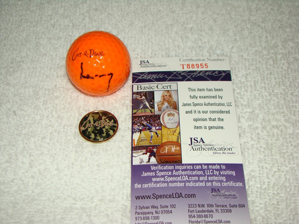Larry The Cable Guy Signed HIS Git R Done Golf Ball & Ball Mark JSA T88955