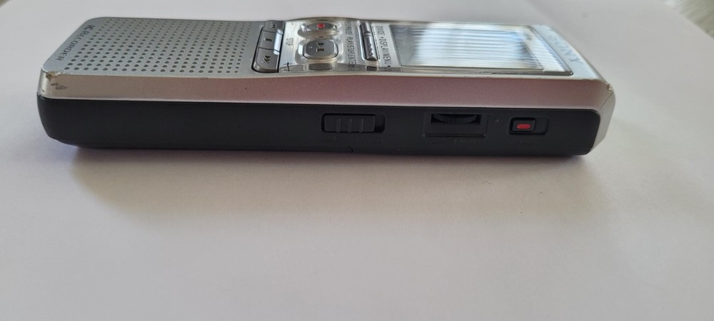 Sony ICD-B500 Handheld Digital Voice IC Recorder