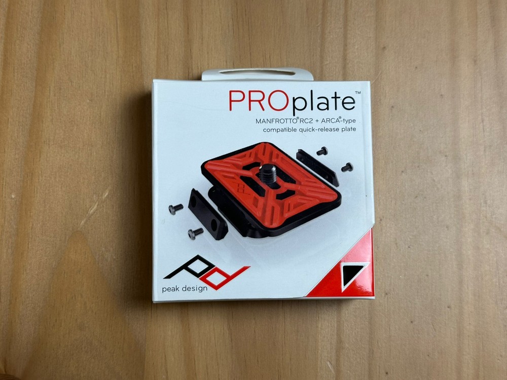 Peak Design PRO Plate V1 (MANFROTTO RC2 / ARCA) NWT