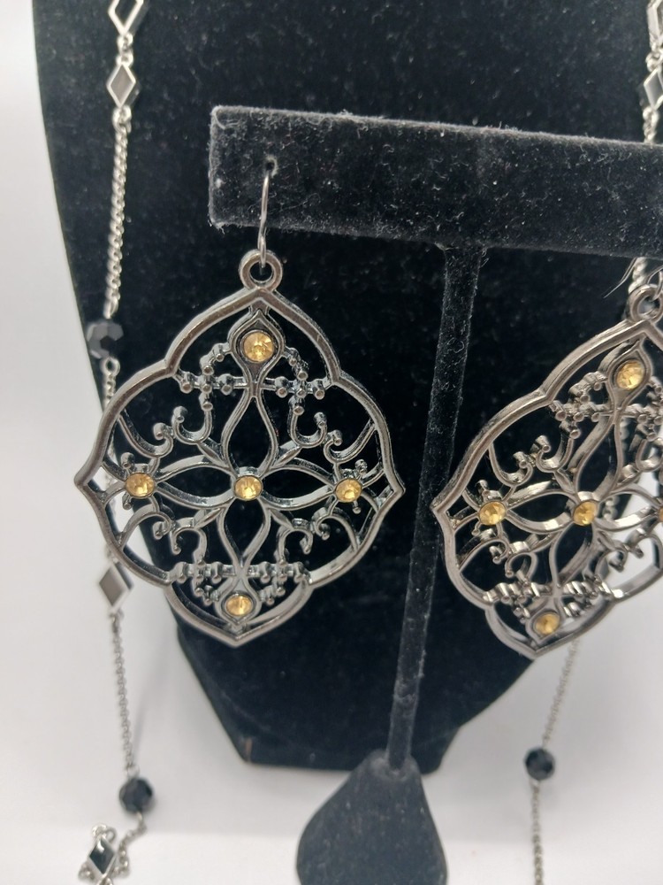 Dark Silver Diamond Shape Earrings + Necklace