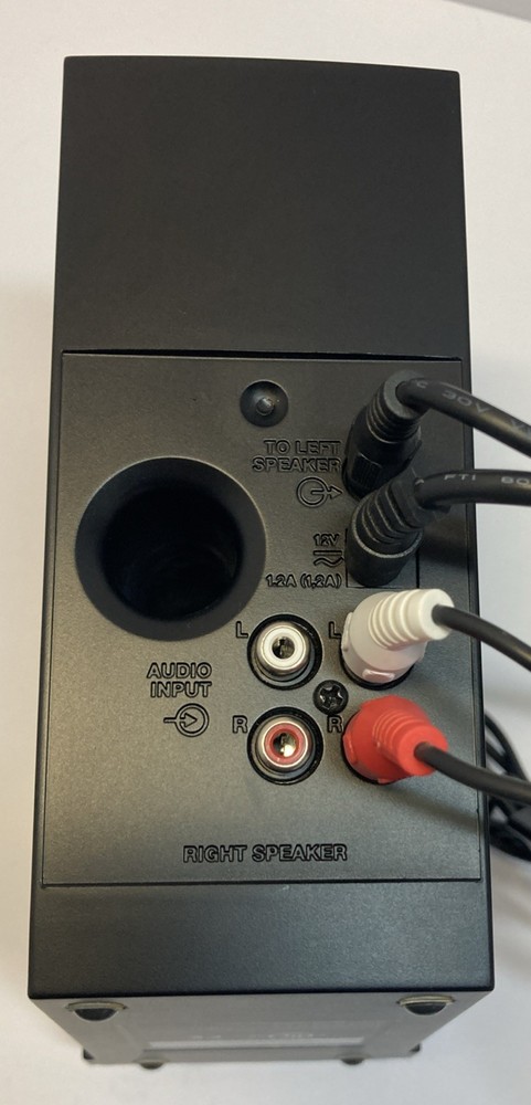 Bose Companion 2 Multimedia Computer Speaker System Wired Entertainment