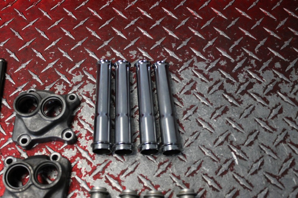 2016 HARLEY DAVIDSON DYNA FAT BOB OEM PUSH RODS & TUBES 2007 - 2016 DFB8